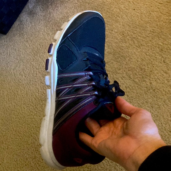 Womens Reebok Running shoe size 9 - Picture 2 of 5